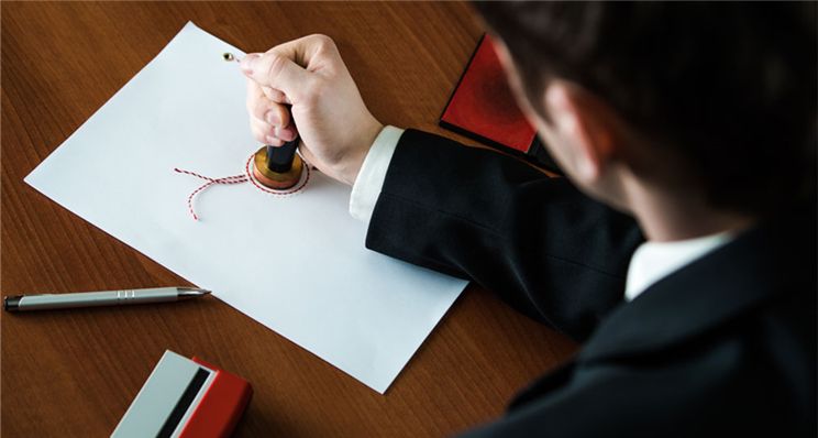 香港公司公證可以自己過港辦理嗎？