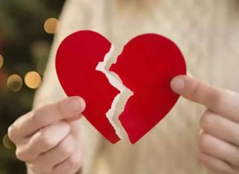 香港離婚證公證用于國(guó)內(nèi)再婚要怎么找律師辦理加章轉(zhuǎn)遞手續(xù)呢？