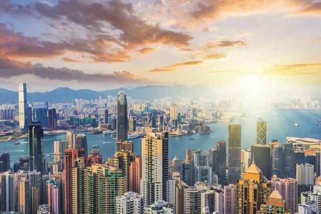 香港在內(nèi)地設(shè)立的分公司或代表處如營(yíng)業(yè)執(zhí)照到期了，是要辦理什么公證用于延期呢？