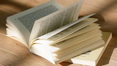 香港居民在內(nèi)地公證處辦理贈(zèng)與房產(chǎn)給親屬需要什么手續(xù)？