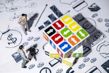 香港公司改名了現(xiàn)要跟工商部門(mén)變更其持有的內(nèi)地公司的股東名稱(chēng)如何辦理公證手續(xù)？