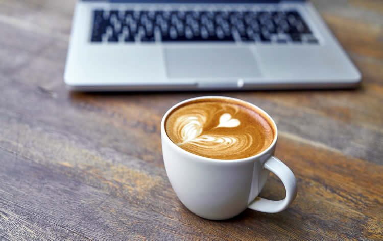 香港結婚證公證用于在內地給父母申請單程證來港團聚居留簽證