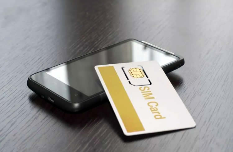 英文的香港改名契怎么做翻譯公證用于在中國大陸辦理手機號碼過戶？