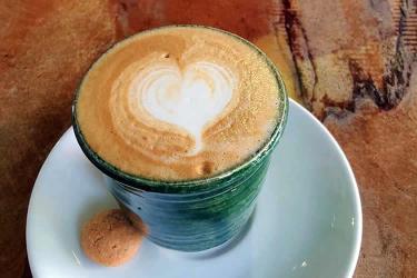 喪偶的香港人現(xiàn)要和前夫在內(nèi)地復(fù)婚如何辦理單身未婚聲明書公證？