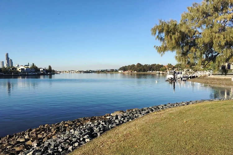 香港人怎么辦理在內(nèi)地居住期間的無(wú)犯罪記錄公證書(shū)用于申請(qǐng)新西蘭伴侶工作簽證呢？

