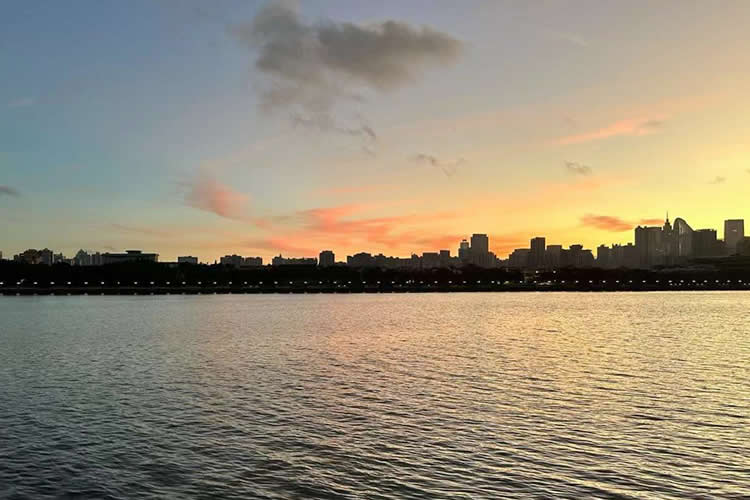 香港無(wú)限公司要在內(nèi)地法院訴訟怎么辦理授權(quán)委托書(shū)公證？