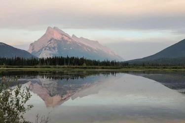 香港人在內(nèi)地死亡，其子女現(xiàn)要在香港處理繼承遺產(chǎn)手續(xù)怎么辦理死亡公證書及外交部認證呢？