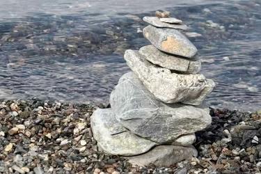 多名香港子女怎么同時(shí)辦理一份放棄繼承遺產(chǎn)聲明書公證并加蓋轉(zhuǎn)遞章呢？