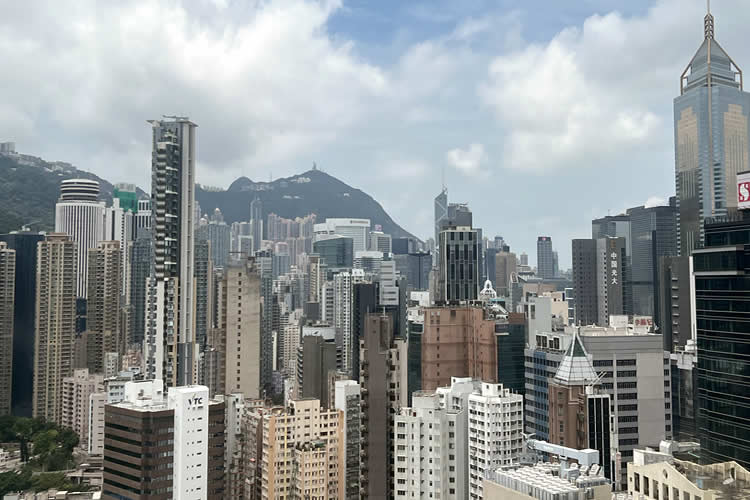 要把佛山公司變更股東為香港企業(yè)怎么辦理簡化版香港公證文書呢？