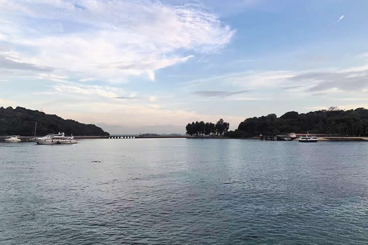 內(nèi)地人移民香港注銷內(nèi)地戶籍后什么情況下需要做同一人公證呢？