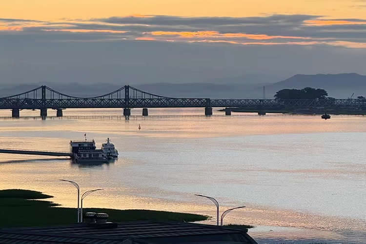 香港結(jié)婚證公證用于在內(nèi)地證實夫妻關(guān)系辦理配偶死亡公證書